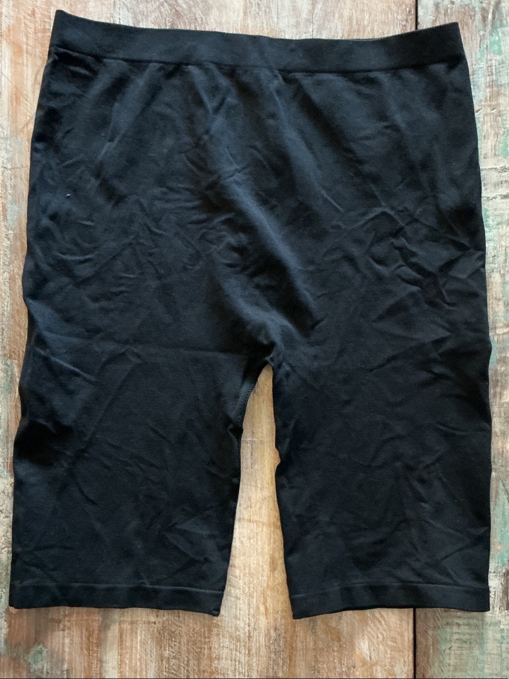 Women’s Feathers Black Maternity Women’s Bike Shorts size O/S